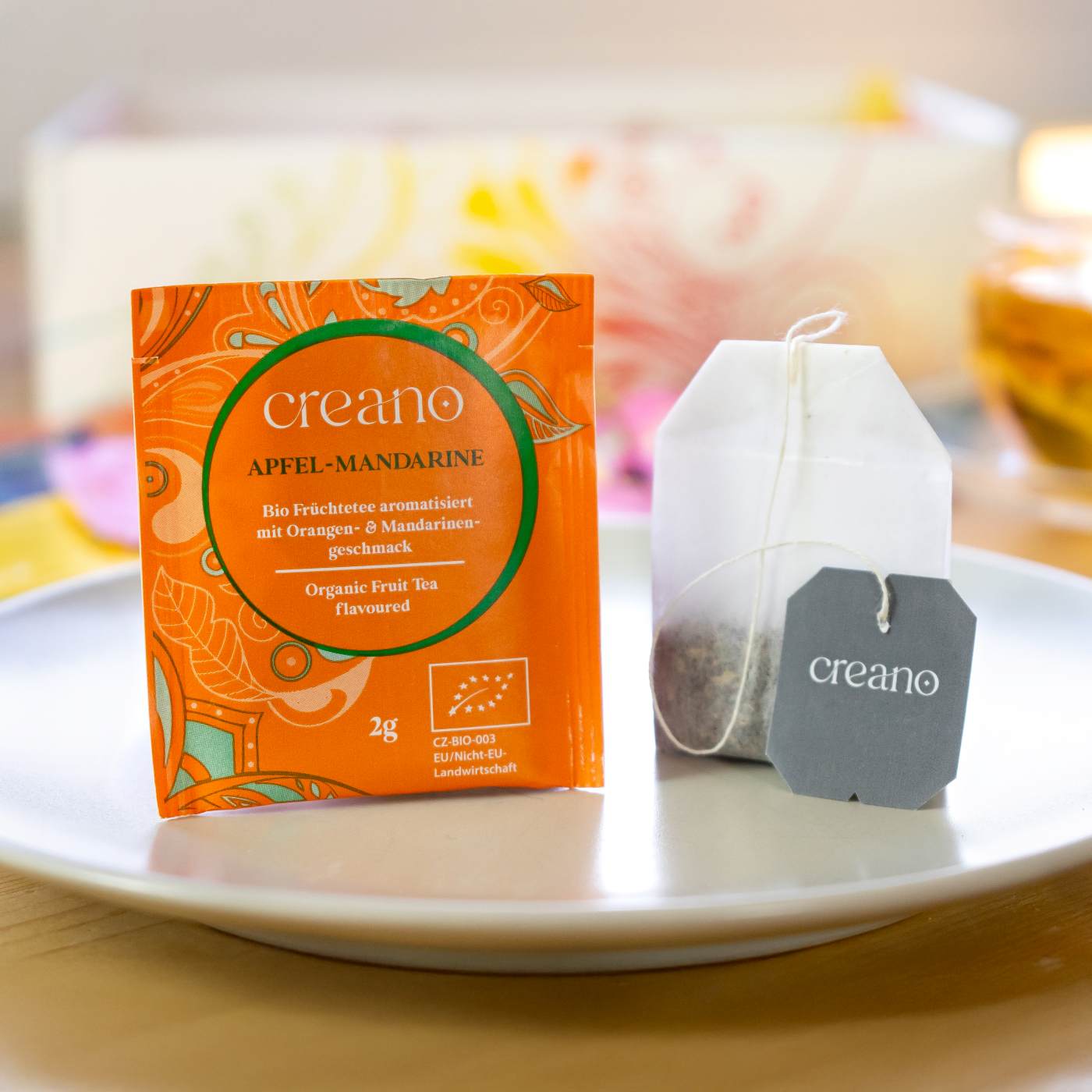 Creano Bio Kräutertee & Tee Geschenkset „WORLD OF TEA“ - 72 Teebeutel in 24 unterschiedlichen Sorten - 144g - NEUHEIT 2025* - Creano